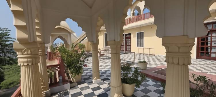 汉维利丹胡普拉(Neer Haveli Agra – A Boutique Homestay Near Taj Mahal)图片