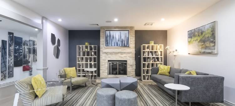 阿什维尔市中心拉昆塔酒店及套房 by Wyndham(La Quinta Inn & Suites by Wyndham Asheville Downtown)图片