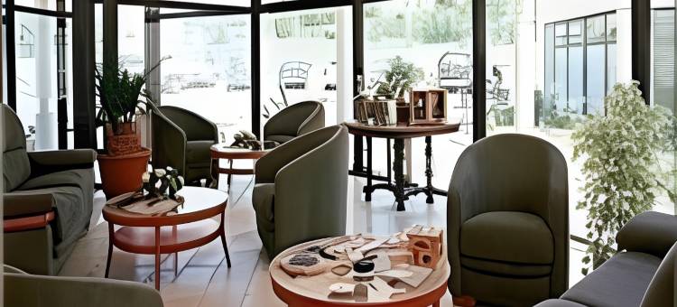 贝日里餐厅酒店(Logis Hotel la Bergerie Hôtel 3 étoiles Restaurant Savoureux)图片