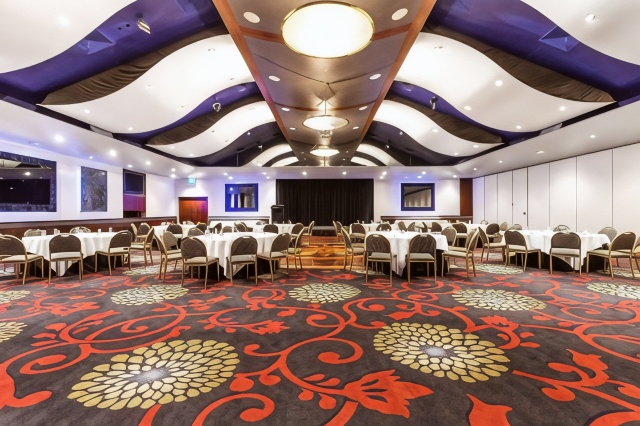 Quality Hotel Taylors LakesOver view