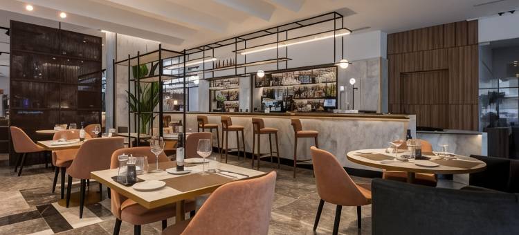 吉拉尔达中心酒店(Hotel Giralda Center)图片