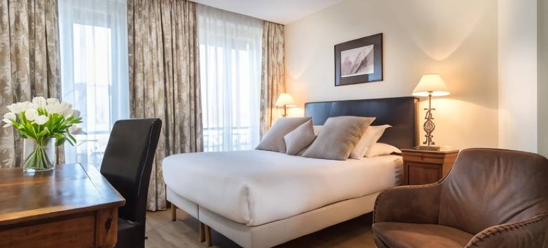 华尔道孚蒙帕纳斯酒店(蒙帕纳斯大楼正对面，近高铁/地铁)(Hôtel Waldorf Montparnasse)图片