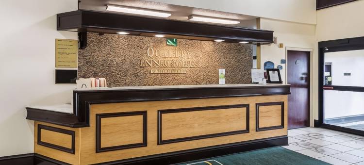 品质酒店及套房哈维(Quality Inn & Suites Near I-80 and I-294)图片