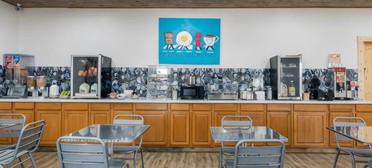 鲍-霍查顿罗德威酒店(Rodeway Inn Broken Bow-Hochatown)图片