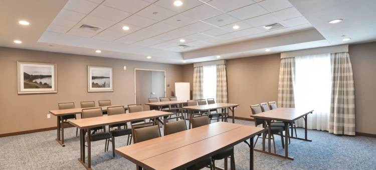 梅诺莫尼欢朋套房酒店(Hampton Inn & Suites Menomonie)图片