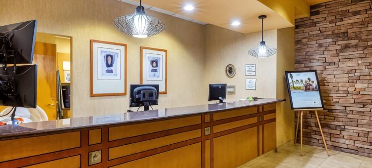 温哥华拉昆塔温德姆套房酒店(La Quinta Inn & Suites by Wyndham Vancouver)图片