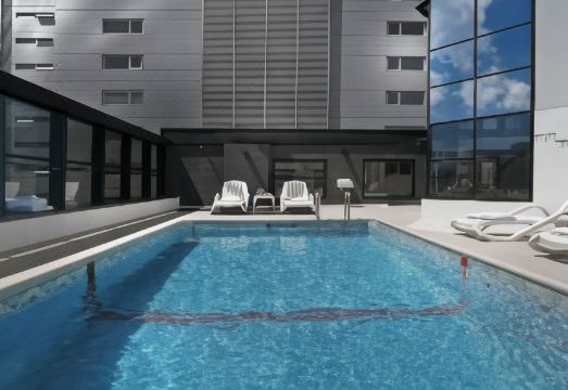 Ramada by Wyndham Buenos Aires Centro Hotel Overview