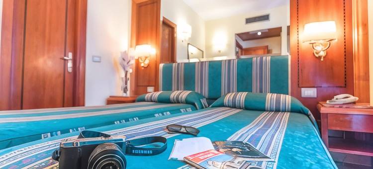 弗洛酒店(Raeli Hotel Floridia)图片