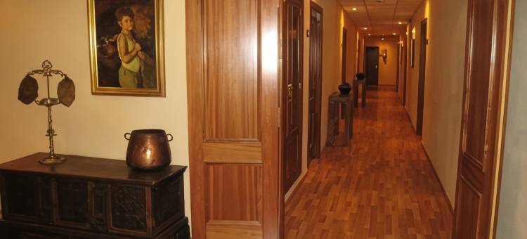 巴利福戈纳德留科尔布温泉酒店(Hotel Balneari de Vallfogona de Riucorb)图片
