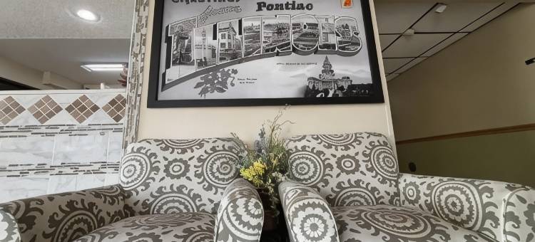 庞蒂亚克速8酒店(Super 8 by Wyndham Pontiac)图片