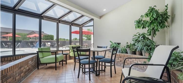 格林伍德贝斯特韦斯特SureStay Plus酒店(SureStay Plus Hotel by Best Western Greenwood)图片