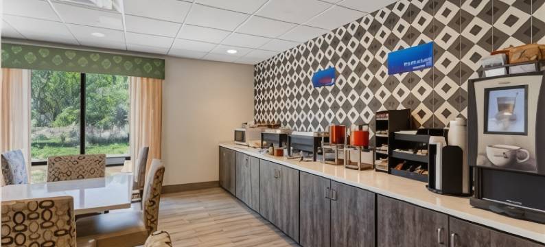 杜申贝斯特韦斯特酒店(Best Western Duchesne Inn)图片