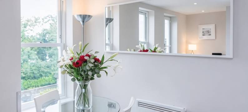 鲁姆斯佩斯服务公寓 - 领港公会(Roomspace Serviced Apartments - Trinity House)图片