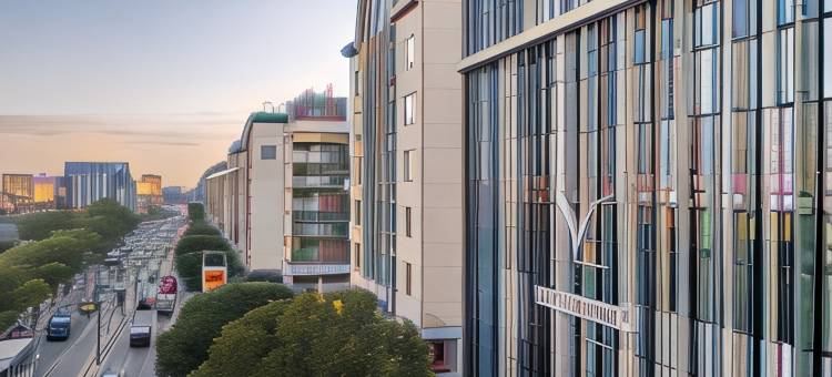 雅典卫城马真塔豪华套房酒店(Acropolis Magenta Luxury Suites)图片