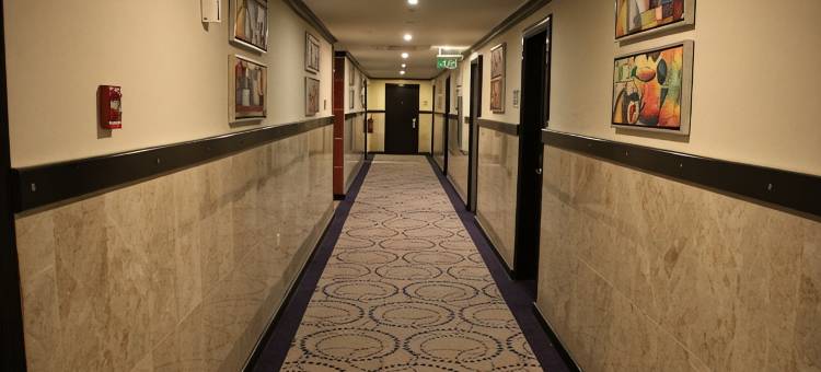 阿尔科巴尔郁锦香酒店(Golden Tulip Al Khobar)图片