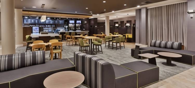 索内斯塔精选堪萨斯城机场蒂芙尼斯普林斯酒店(Sonesta Select Kansas City Airport Tiffany Springs)图片