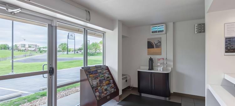 奥佛兰公园6号汽车旅馆(Motel 6 Overland Park, KS)图片