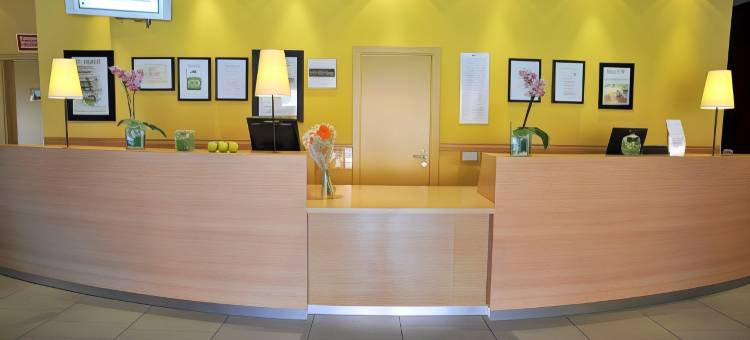 马德里阿尔卡拉德埃纳雷斯康铂酒店(Travelodge Madrid Alcala de Henares)图片