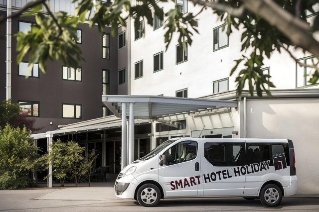 Smart Hotel Holiday Over view