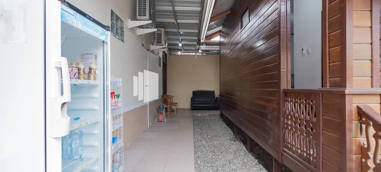 Langkar Guest House Syariah Mitra RedDoorz图片