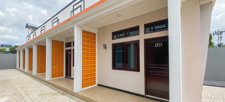 RedDoorz Plus at Orange Diponogoro Palangkaraya图片