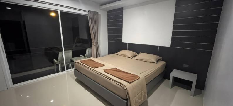 pp午夜酒店(PP Midnight Hotel)图片