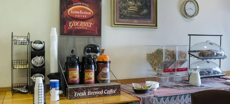 瓦佩顿罗德威酒店(Rodeway Inn)图片