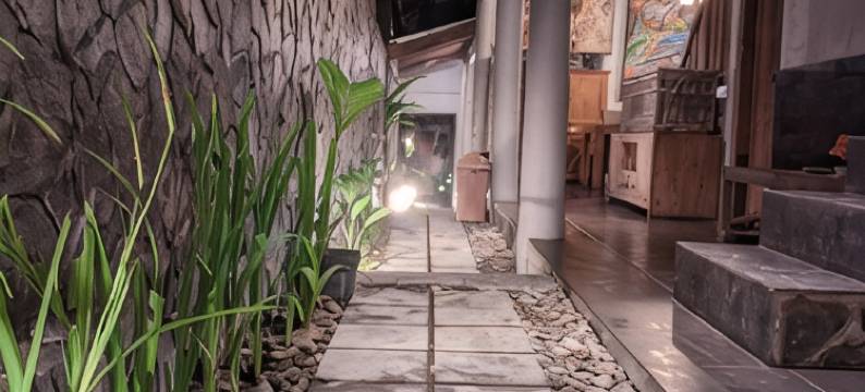 阿斯图蒂画廊家庭旅馆(Astuti Gallery Homestay)图片