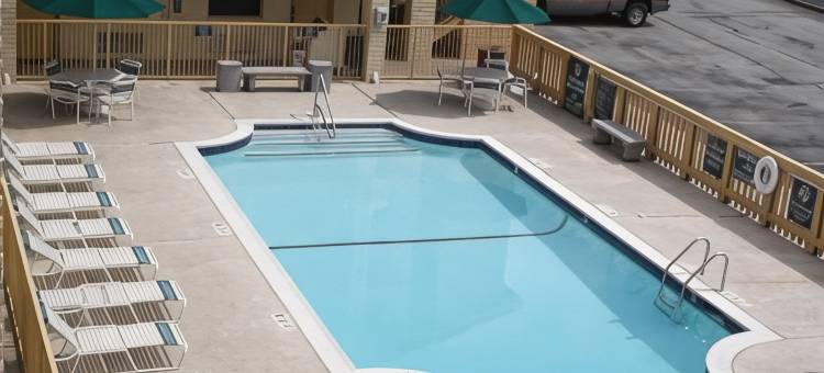 诺克斯维尔6号汽车旅馆(Motel 6 Knoxville, TN)图片