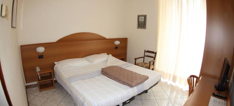 菲奥伦蒂诺里斯托兰特酒店(Hotel Fiorentino)图片