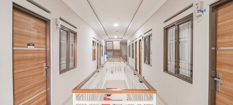 红多兹伊斯兰酒店-塔西马来亚波米宾馆(RedDoorz Syariah @ Boemi Guesthouse Tasikmalaya)图片