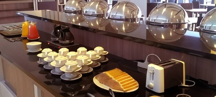 加鲁特和谐酒店(Harmoni Hotel Garut)图片