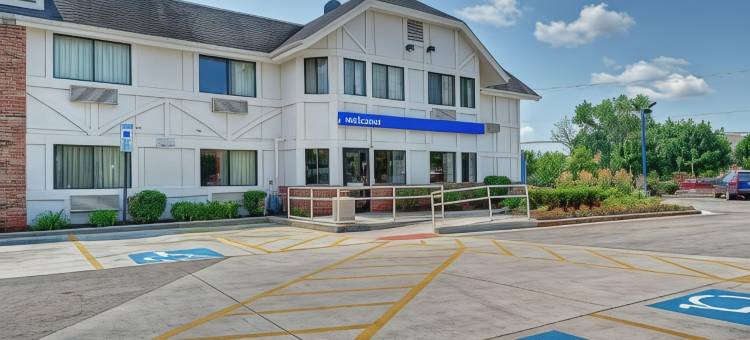 芝加哥北6号汽车旅馆 - 格伦维尤(Motel 6 Glenview, IL - Chicago North)图片