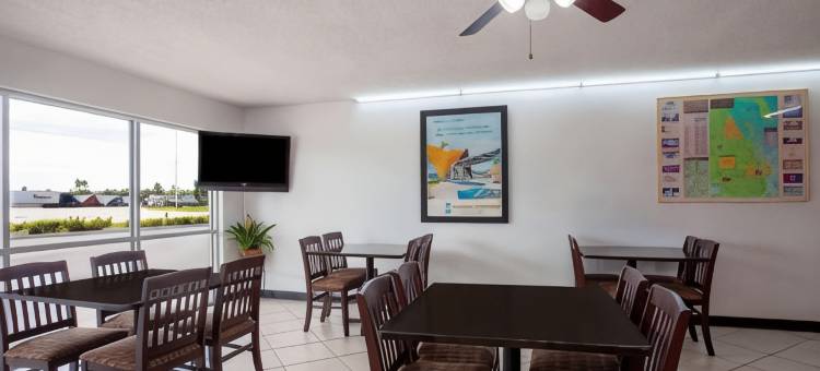 维罗海滩I-95豪生酒店(Howard Johnson by Wyndham Vero Beach/I-95)图片