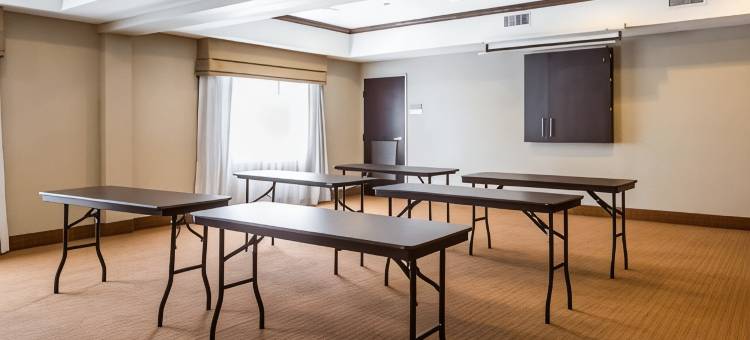 拉伯克舒眠套房酒店(Sleep Inn & Suites)图片