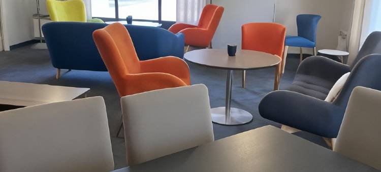 巴黎西部热内维尔港口康铂自然酒店(Campanile NATURE - Paris Ouest Gennevilliers Port)图片