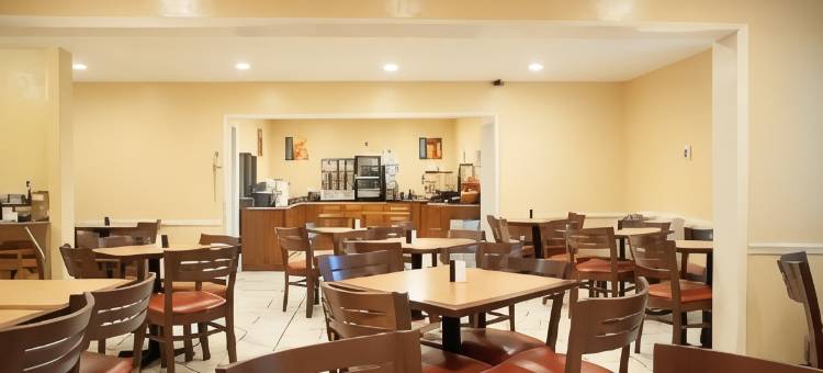 弗雷斯诺乡村贝斯特韦斯特酒店(Best Western Village Inn)图片