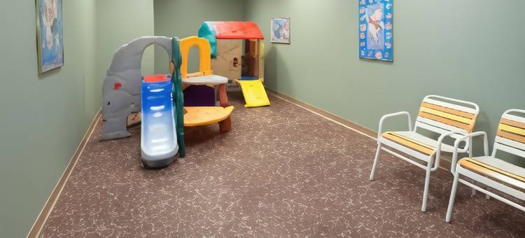 班诺克迪尔菲尔德拉昆塔温德姆套房酒店(La Quinta Inn & Suites by Wyndham Bannockburn-Deerfield)图片