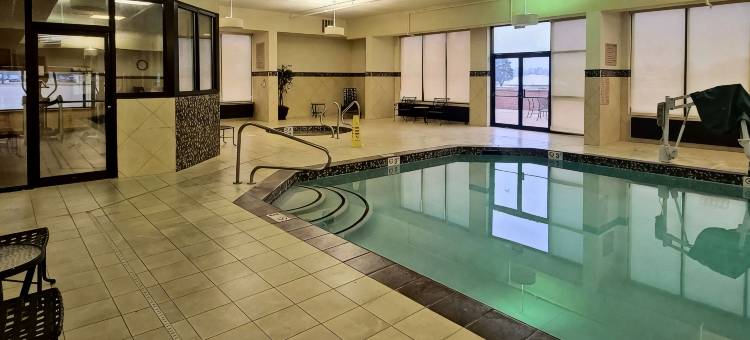 锡达拉皮兹万豪酒店(Radisson Hotel Cedar Rapids)图片