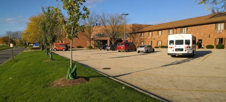 凯隆布卢明顿 - 诺尔玛罗德威酒店，近 I-55 及大学(Clarion Pointe Bloomington-Normal Near I-55 and University)图片