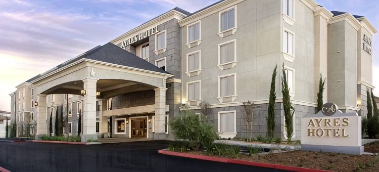 喷泉谷艾尔斯酒店(Ayres Hotel Fountain Valley - Huntington Beach)图片