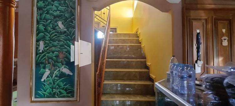布罗莫英达乐斯塔里民宿-美特拉-RedDoorz(Bromo Indah Lestari Homestay Mitra RedDoorz)图片