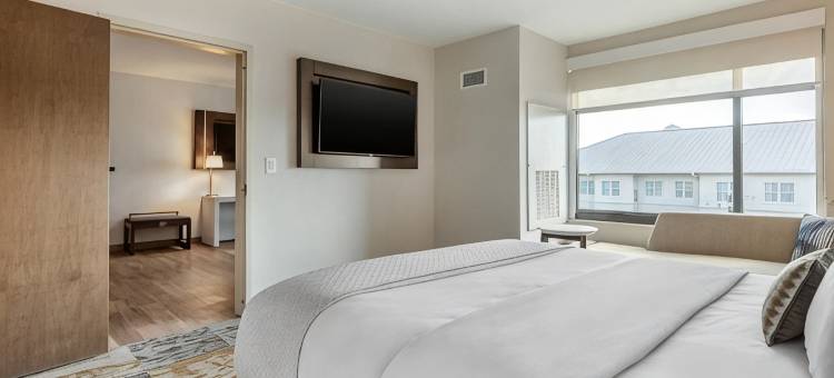 希尔顿逸林查尔斯顿河景酒店(DoubleTree by Hilton Charleston Riverview)图片