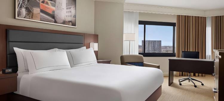 利堡/乔治·华盛顿大桥希尔顿逸林酒店(DoubleTree by Hilton Fort Lee/George Washington Bridge)图片