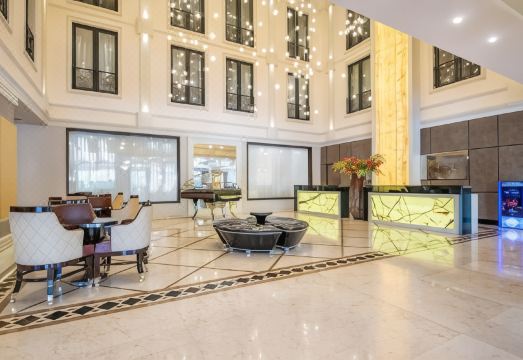 Ambassadori Tbilisi HotelHotel Overview