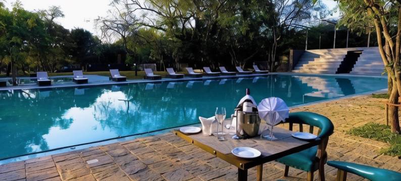 阿斯瓦杜玛酒店(Aswadduma Hotel)图片