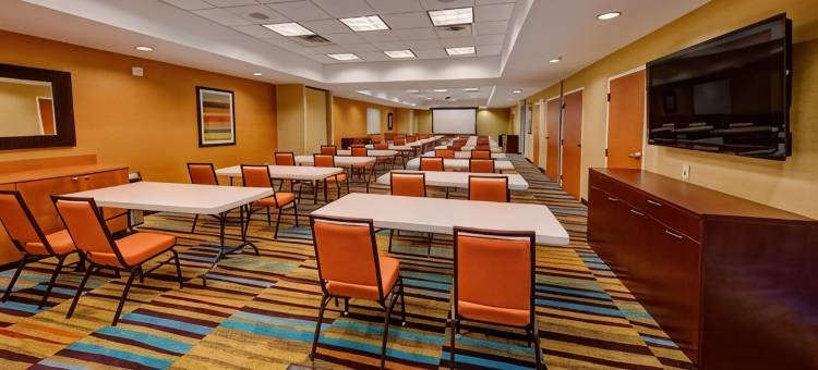 俄克拉何马城机场万豪万枫酒店(Fairfield Inn & Suites Oklahoma City Airport)图片