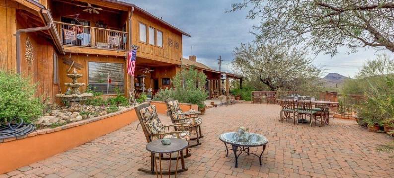 马刺十字旅馆(Spur Cross Inn)图片