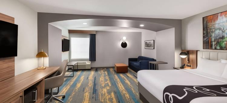 诺克斯维尔佩普米尔拉昆塔温德姆套房酒店(La Quinta Inn & Suites by Wyndham Knoxville Papermill)图片