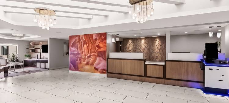 鲍威尔湖贝斯特韦斯特优质酒店(Best Western Plus at Lake Powell)图片